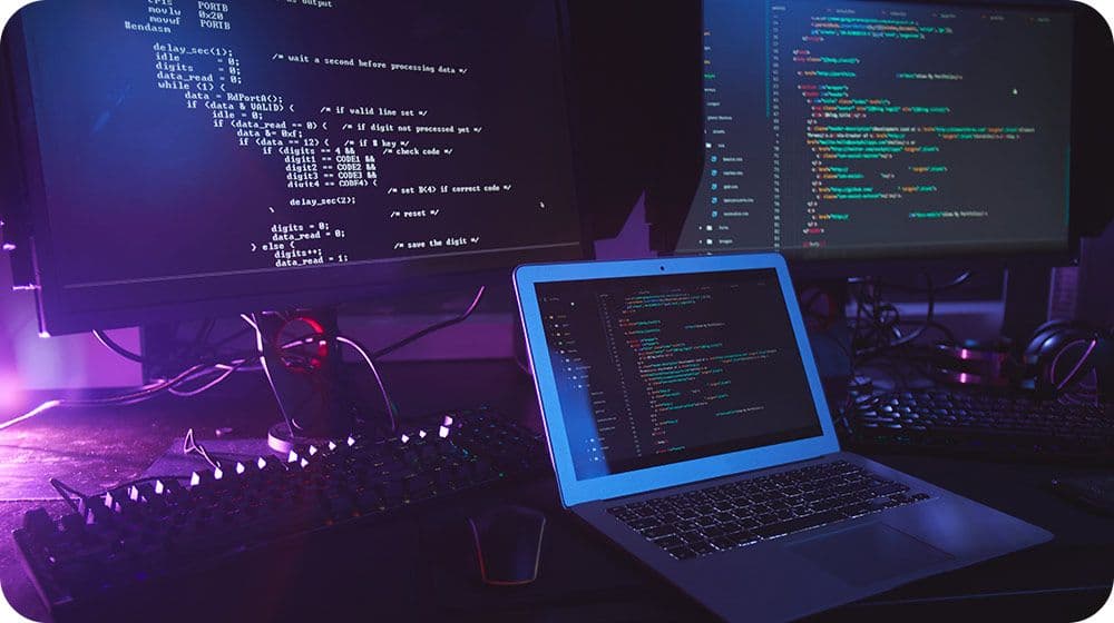 Traditional Programming vs Machine Learning